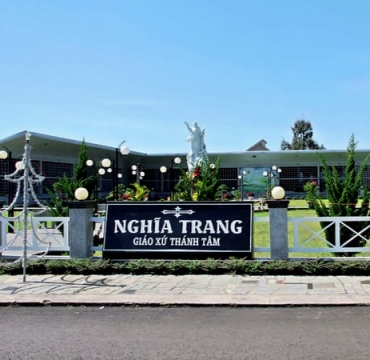 Công viên nghĩa trang Thánh Tâm