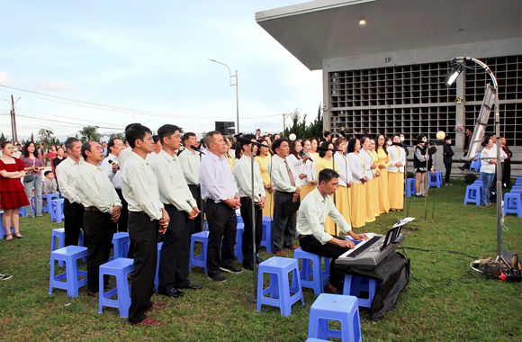 THÁNH LỄ KÍNH NHỚ TỔ TIÊN ÔNG BÀ MÙNG HAI TẾT XUÂN QUÝ MÃO