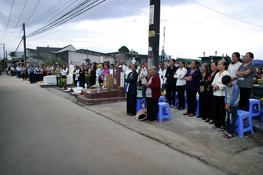 THÁNH LỄ CẦU CHO CÁC TÍN HỮU ĐÃ QUA ĐỜI 02/11/2017