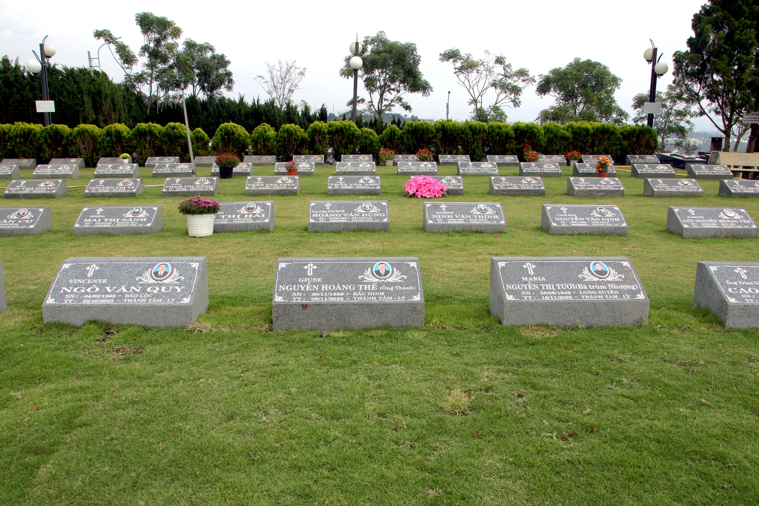 NGUYỄN HOÀNG THẾ